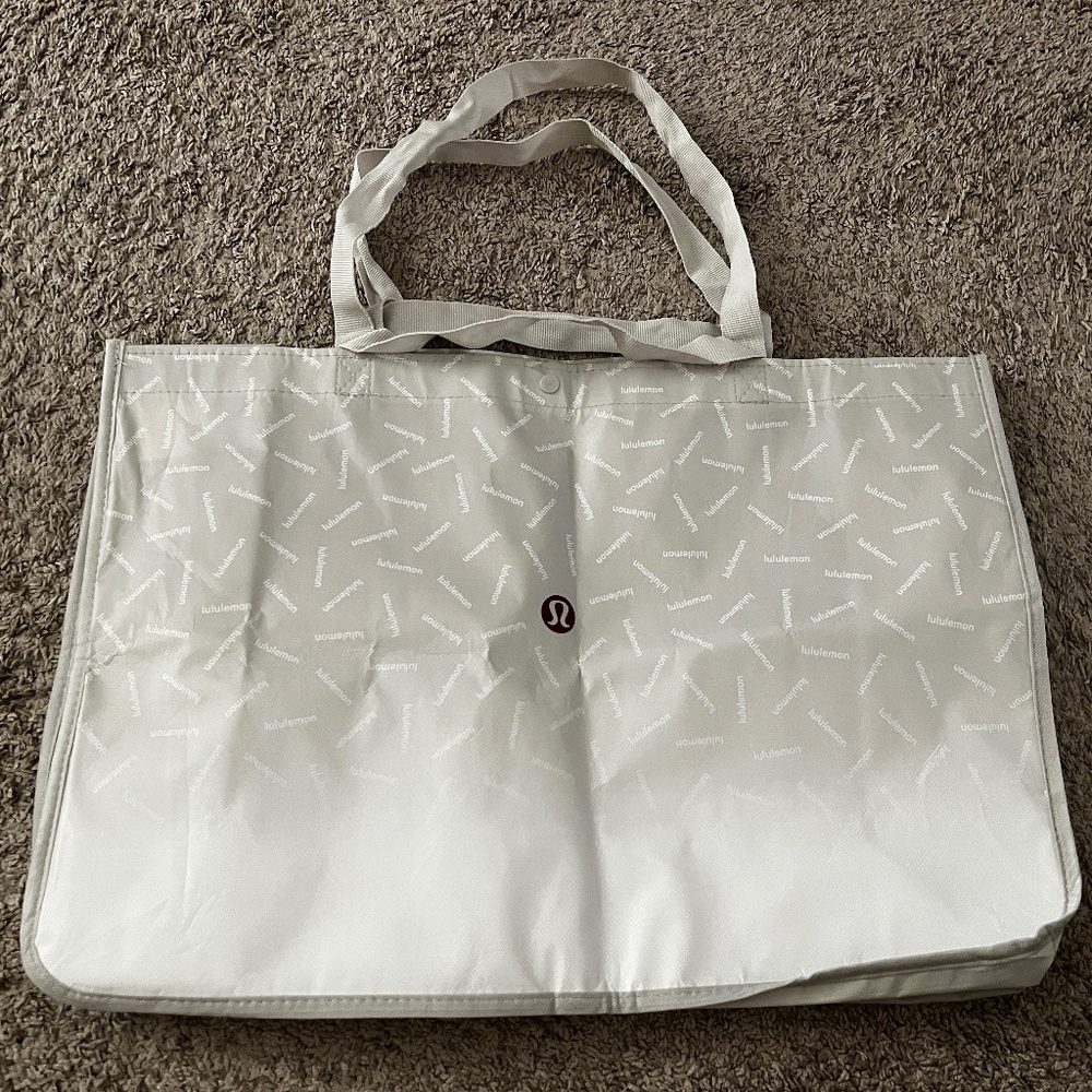 Lululemon Extra Large Reusable Shopping Tote Silver Bag
